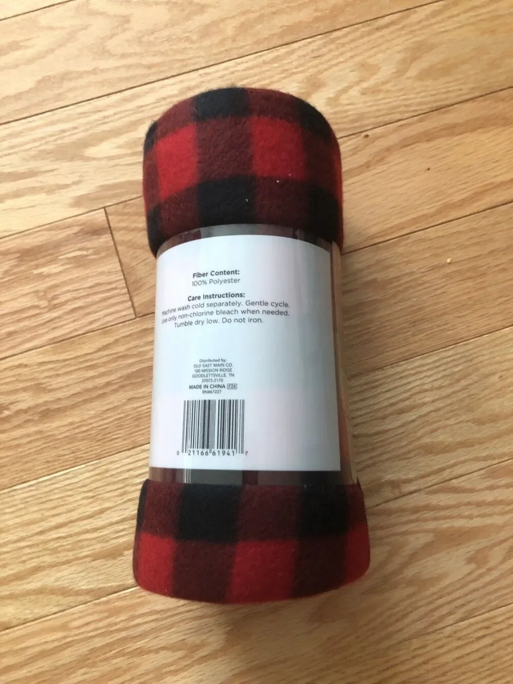 Comfort Bay Soft Red‎ & Black Plaid Fleece Throw/Blanket 50